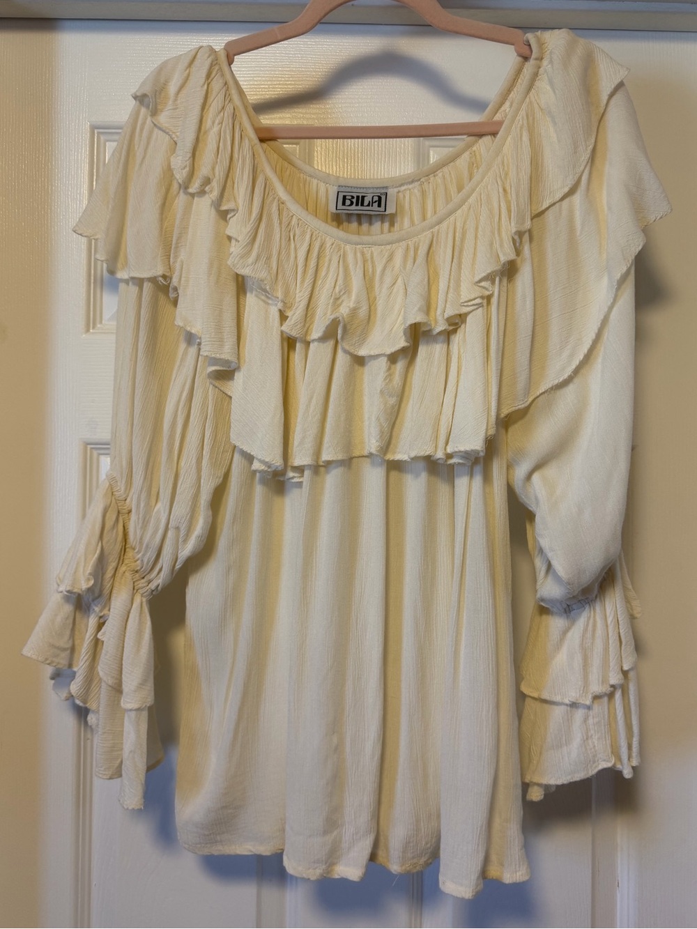 Vintage BILA Ruffle Peasant Blouse - Cream - Size M